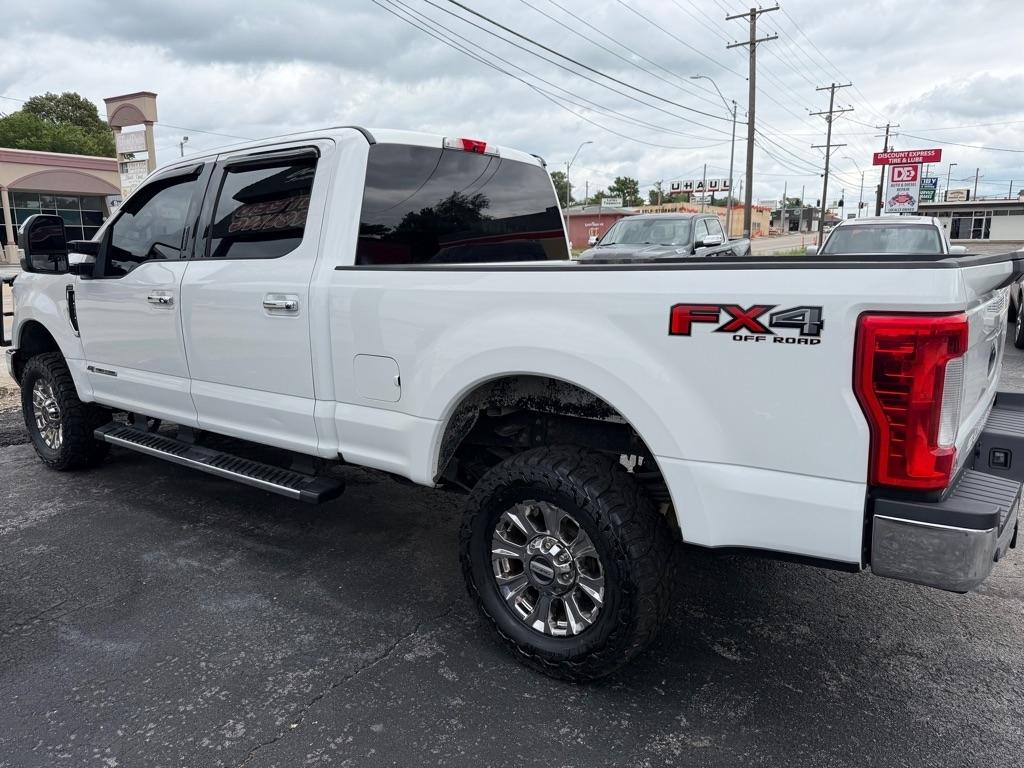 Ford Super Duty F-250 SRW King Ranch 4WD Crew Cab 8' Box 2017