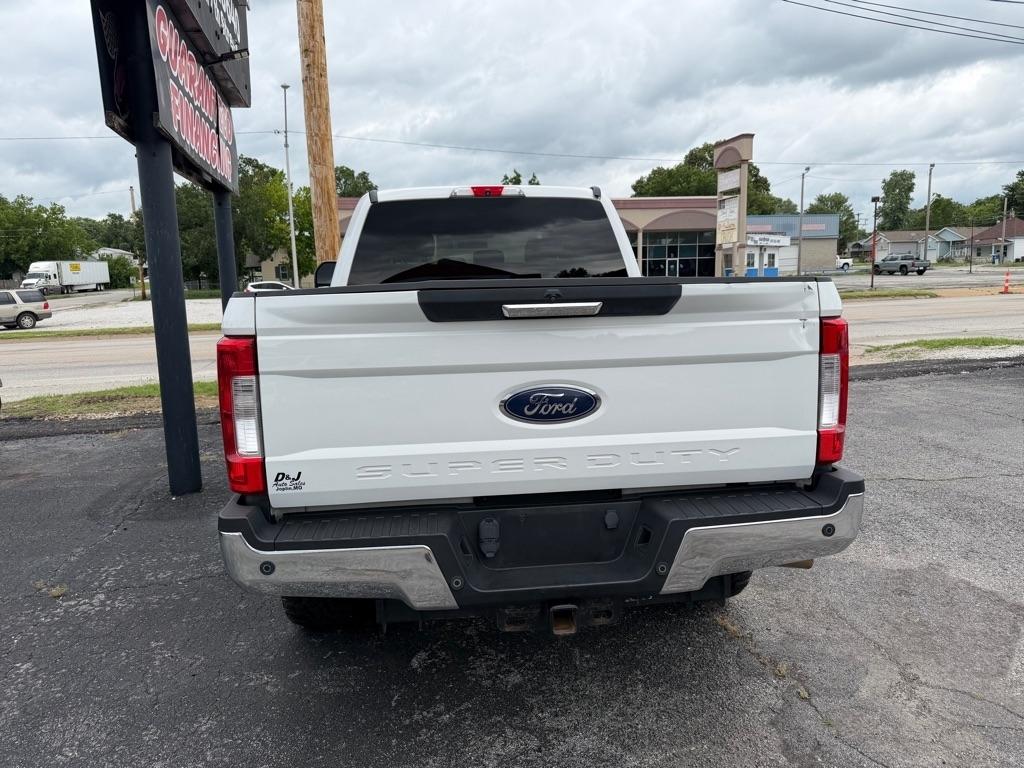 Ford Super Duty F-250 SRW King Ranch 4WD Crew Cab 8' Box 2017