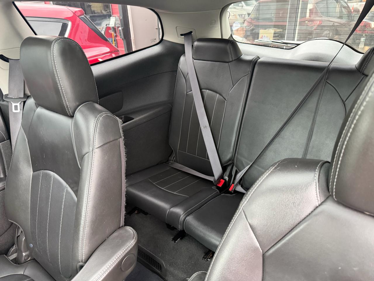 Buick Enclave AWD 4dr Leather 2015