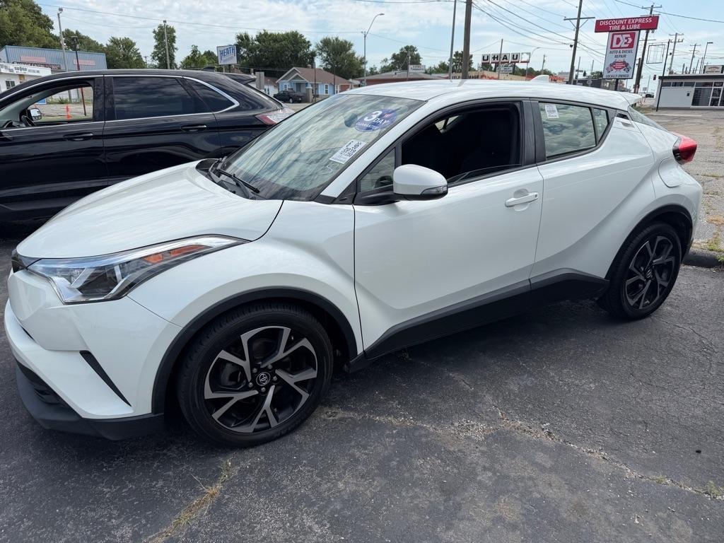 2019 Toyota C-HR XLE FWD (Natl)