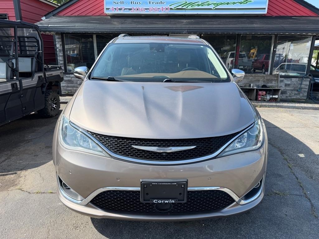 Chrysler Pacifica Limited FWD 2017