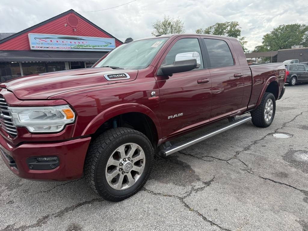 RAM 2500 Laramie 4x4 Mega Cab 6'4" Box 2019