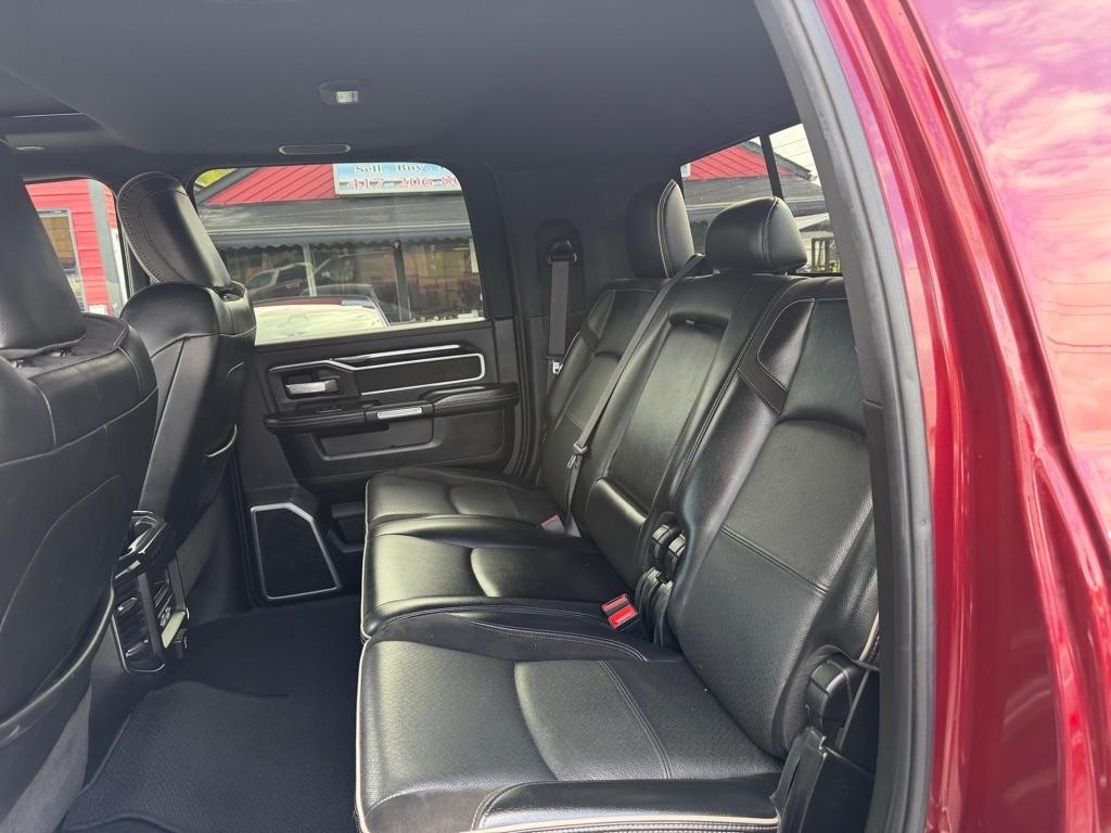 RAM 2500 Laramie 4x4 Mega Cab 6'4" Box 2019