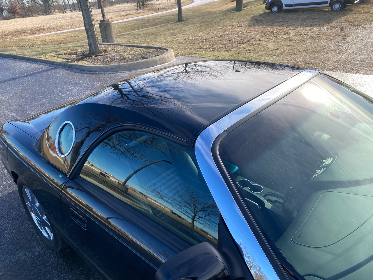 Ford Thunderbird Deluxe 2002