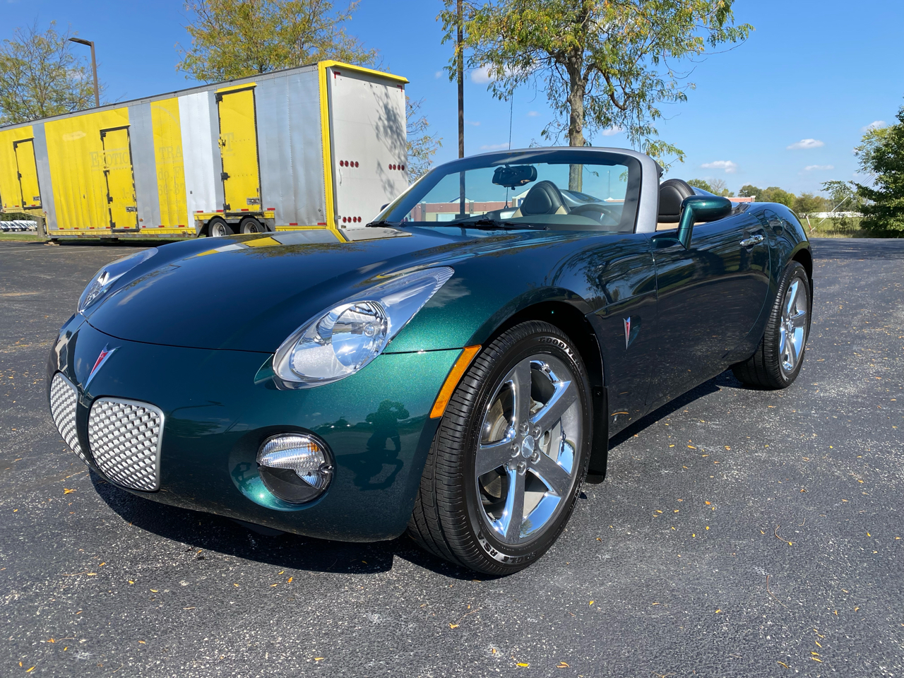2009 Pontiac Solstice Base