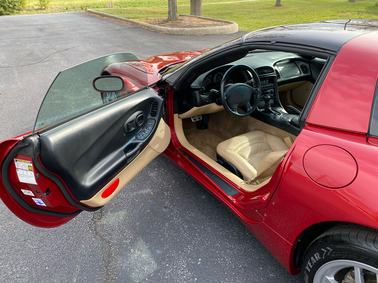 Chevrolet Corvette Coupe 2004 Chevrolet Corvette Coupe 2004