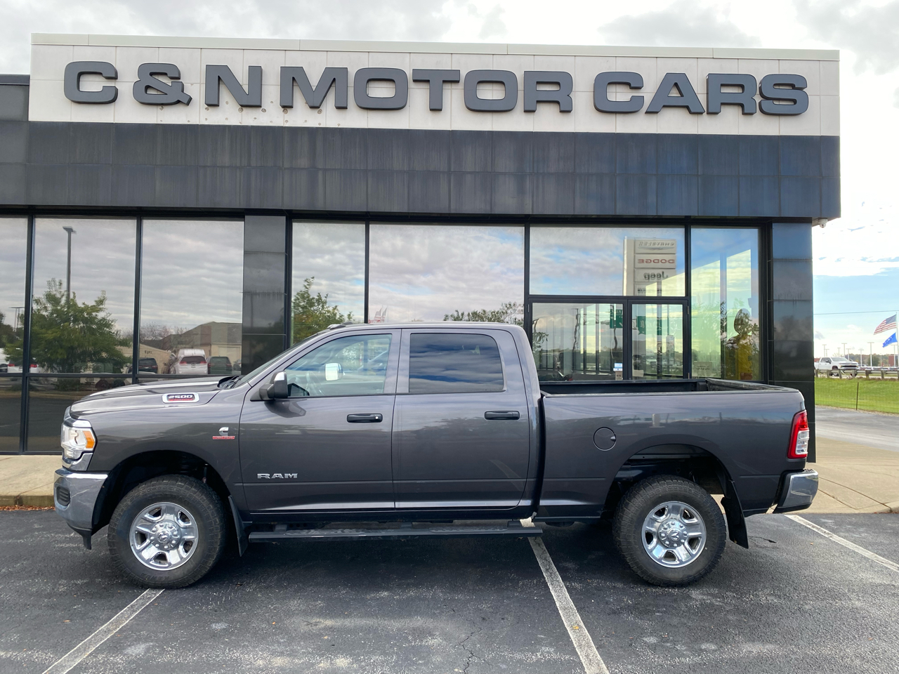 2022 RAM 2500 Tradesman Crew Cab SWB 4WD