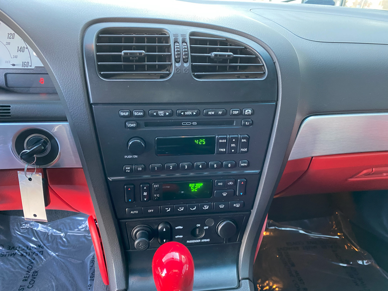 Ford Thunderbird Deluxe 2002