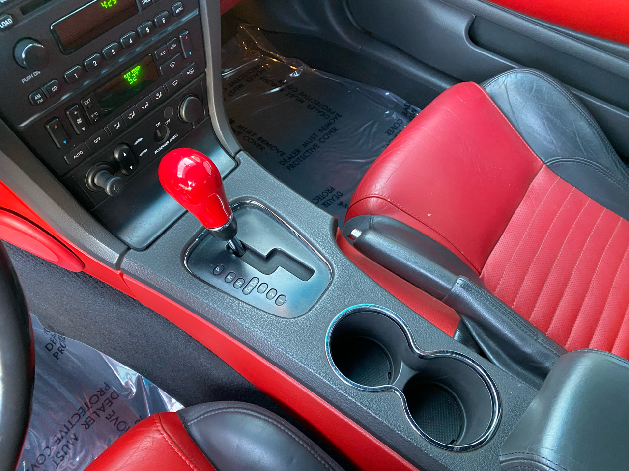 Ford Thunderbird Deluxe 2002