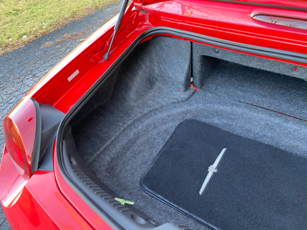 Ford Thunderbird Deluxe 2002