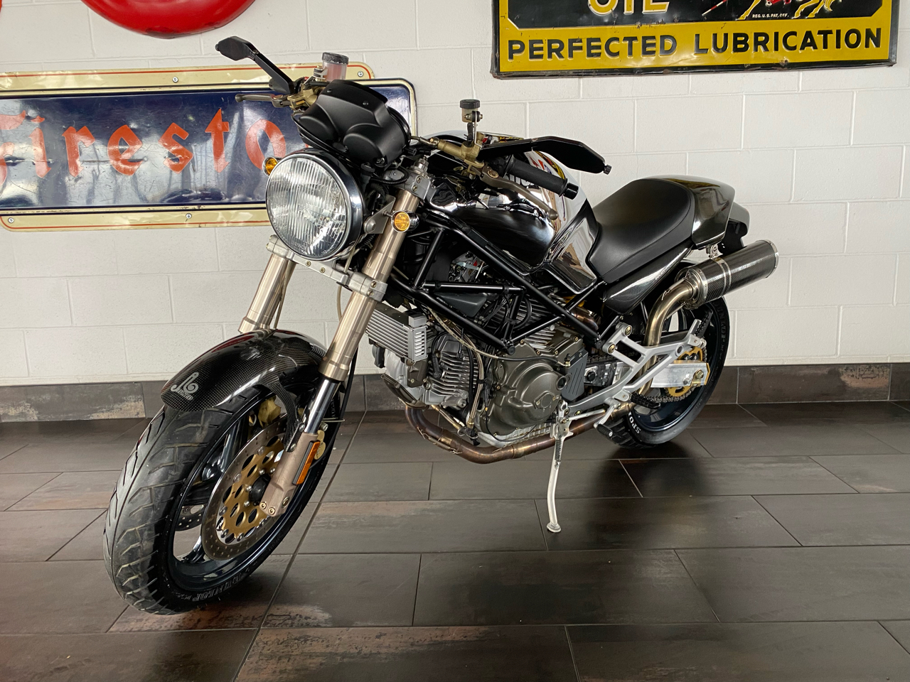1999 Ducati M900 Monster 900 Cromo