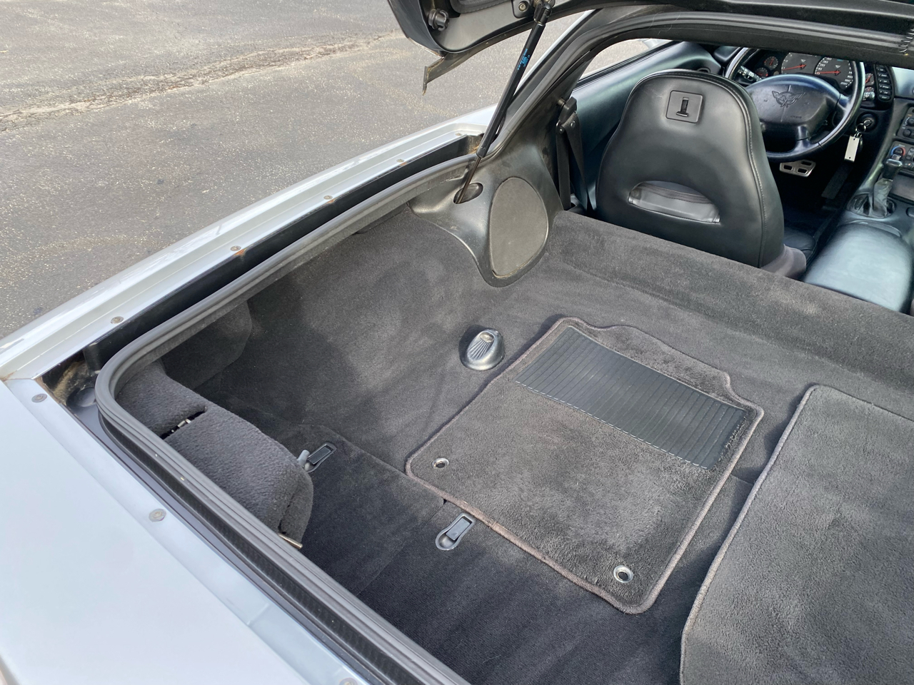 Chevrolet Corvette Coupe 2002