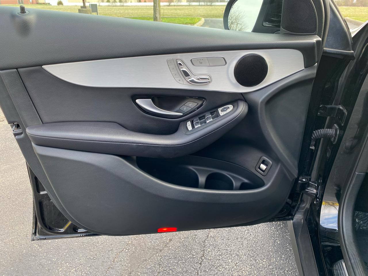 Mercedes-Benz GLC-Class GLC300 4MATIC 2019