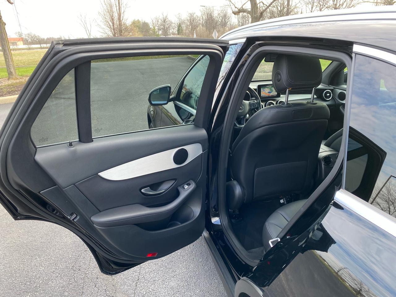 Mercedes-Benz GLC-Class GLC300 4MATIC 2019