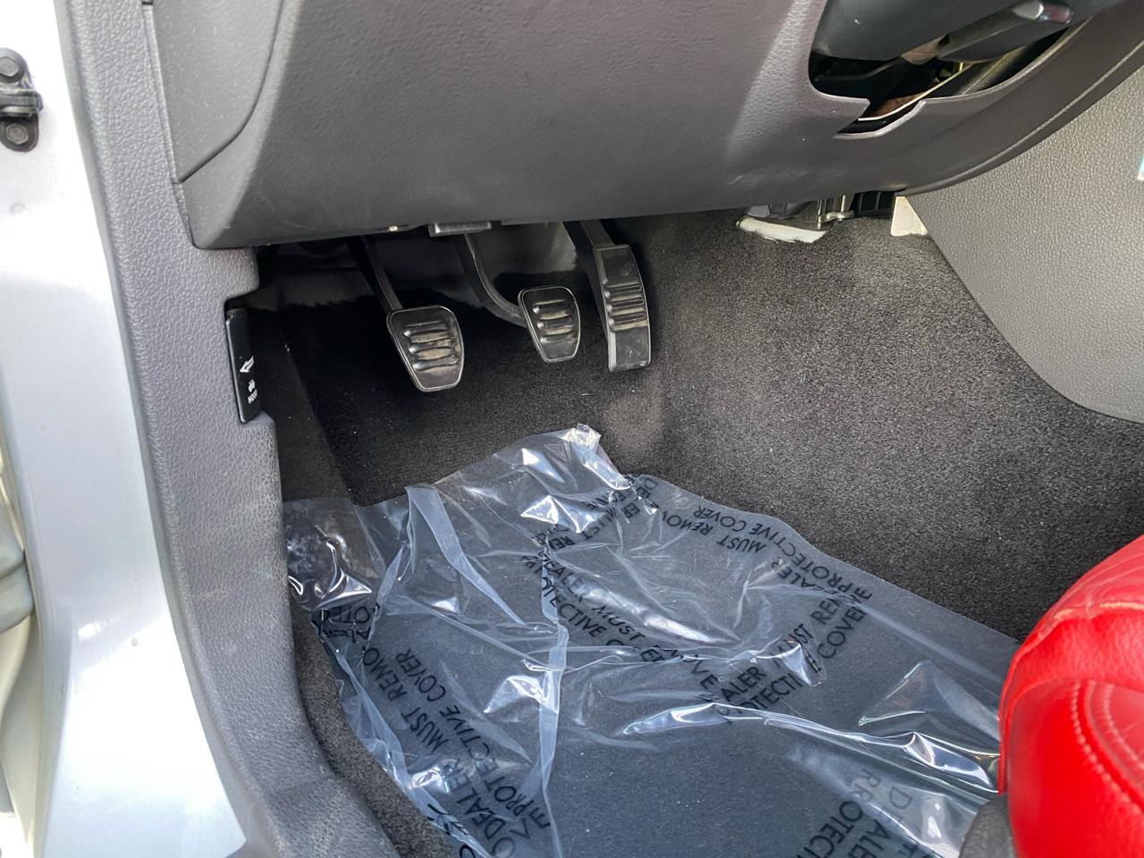 Ford Mustang GT Deluxe Coupe 2005