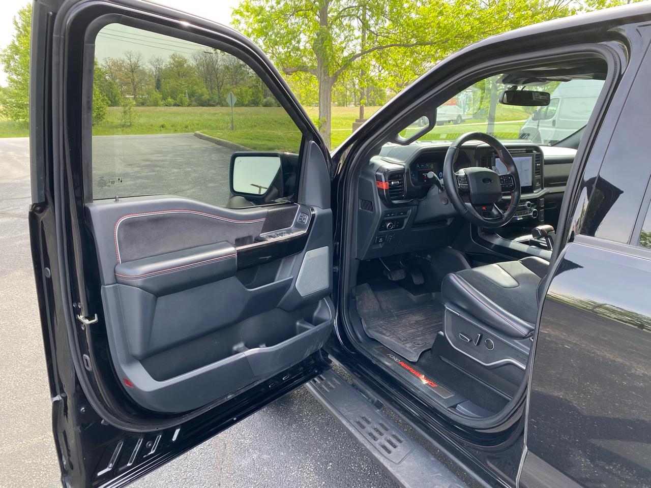 Ford F-150 Raptor SuperCrew 4WD 2024