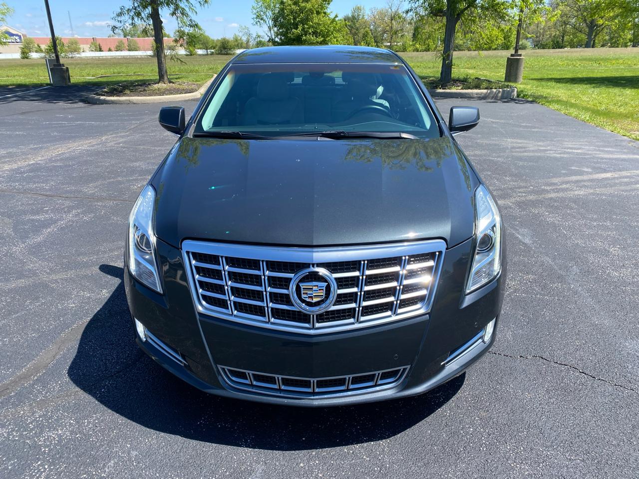 Cadillac XTS Luxury 2013