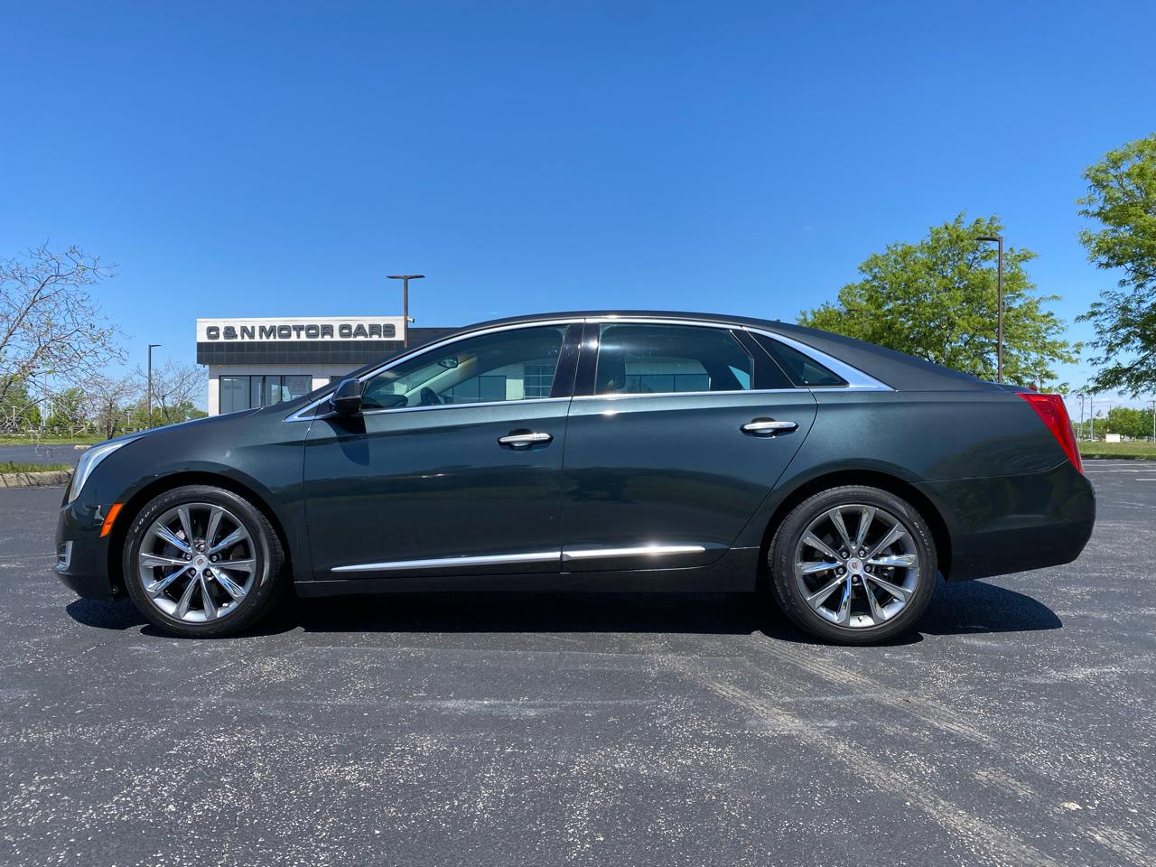 Cadillac XTS Luxury 2013