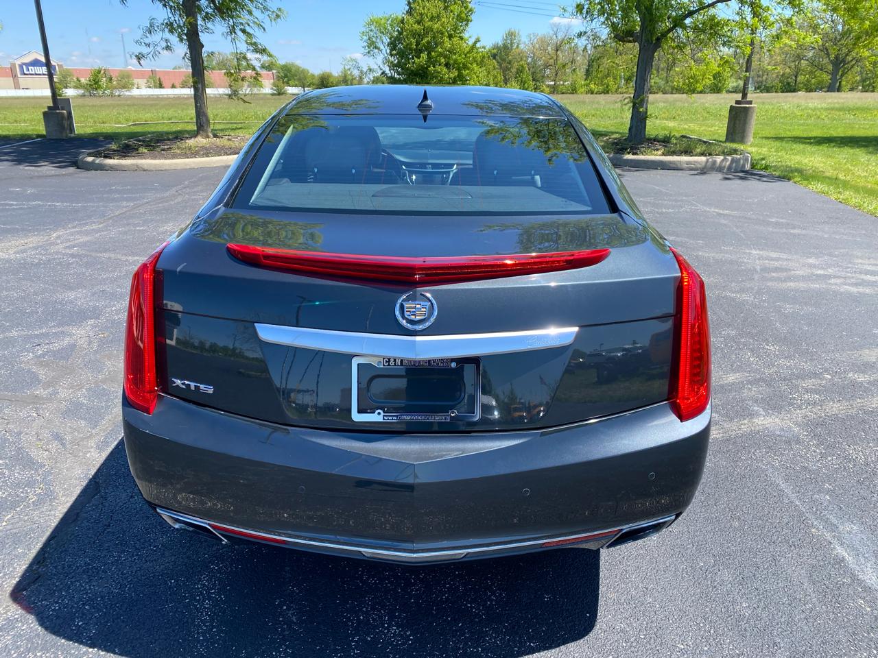 Cadillac XTS Luxury 2013