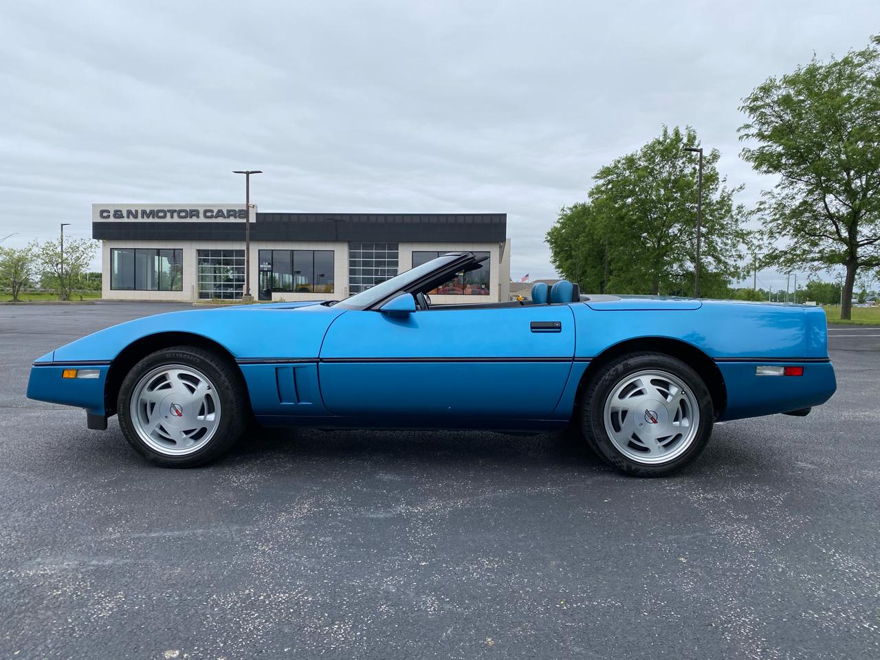 Chevrolet Corvette Convertible 1989
