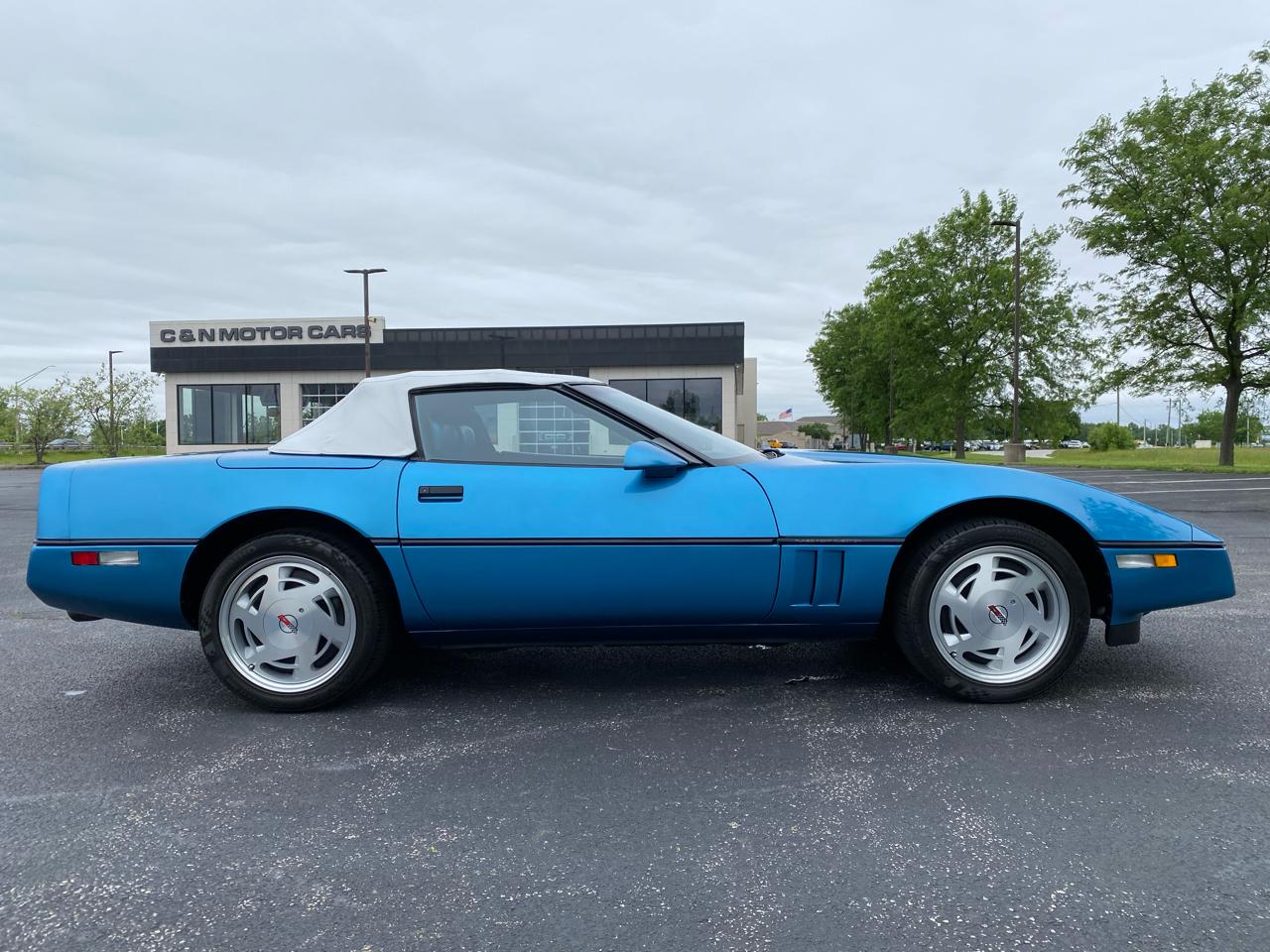 Chevrolet Corvette Convertible 1989