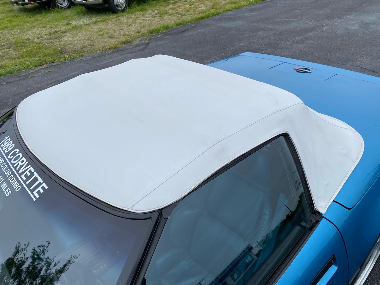 Chevrolet Corvette Convertible 1989