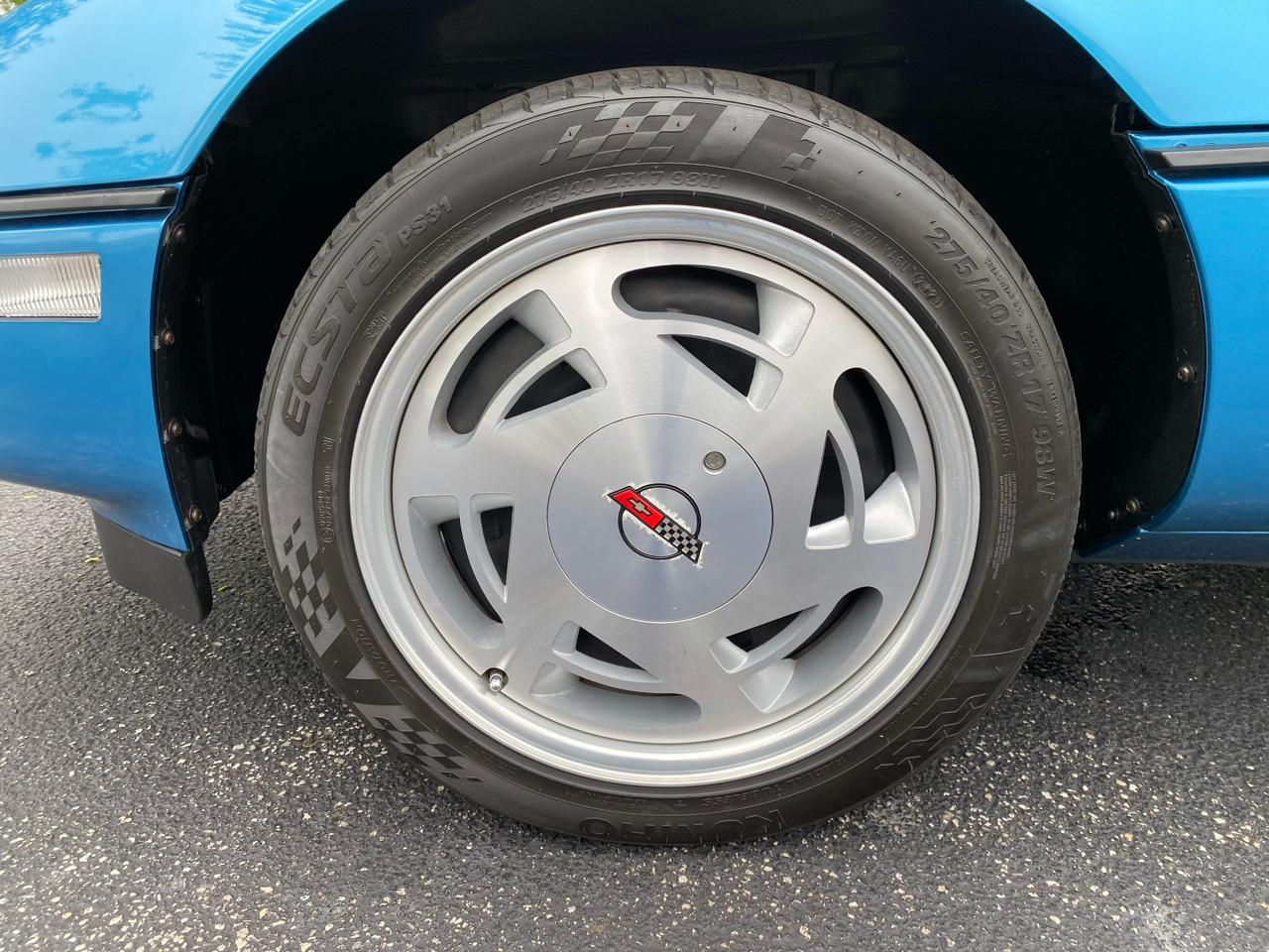 Chevrolet Corvette Convertible 1989