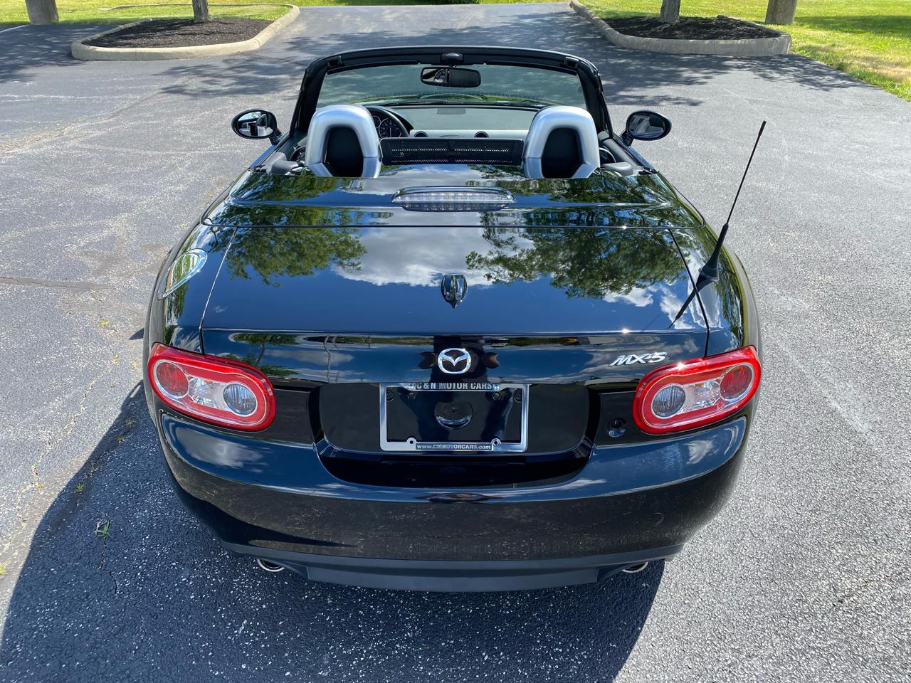 Mazda MX-5 Miata Grand Touring PRHT 2012