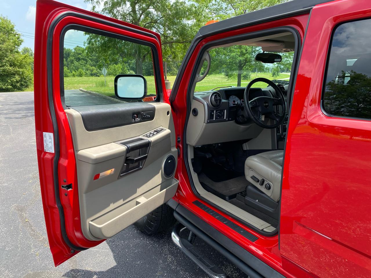 HUMMER H2 Lux Series 2004