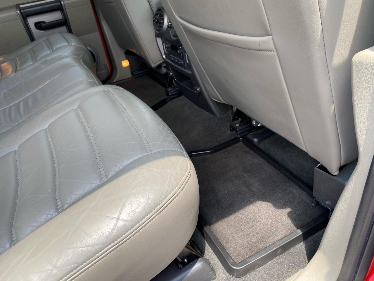 HUMMER H2 Lux Series 2004