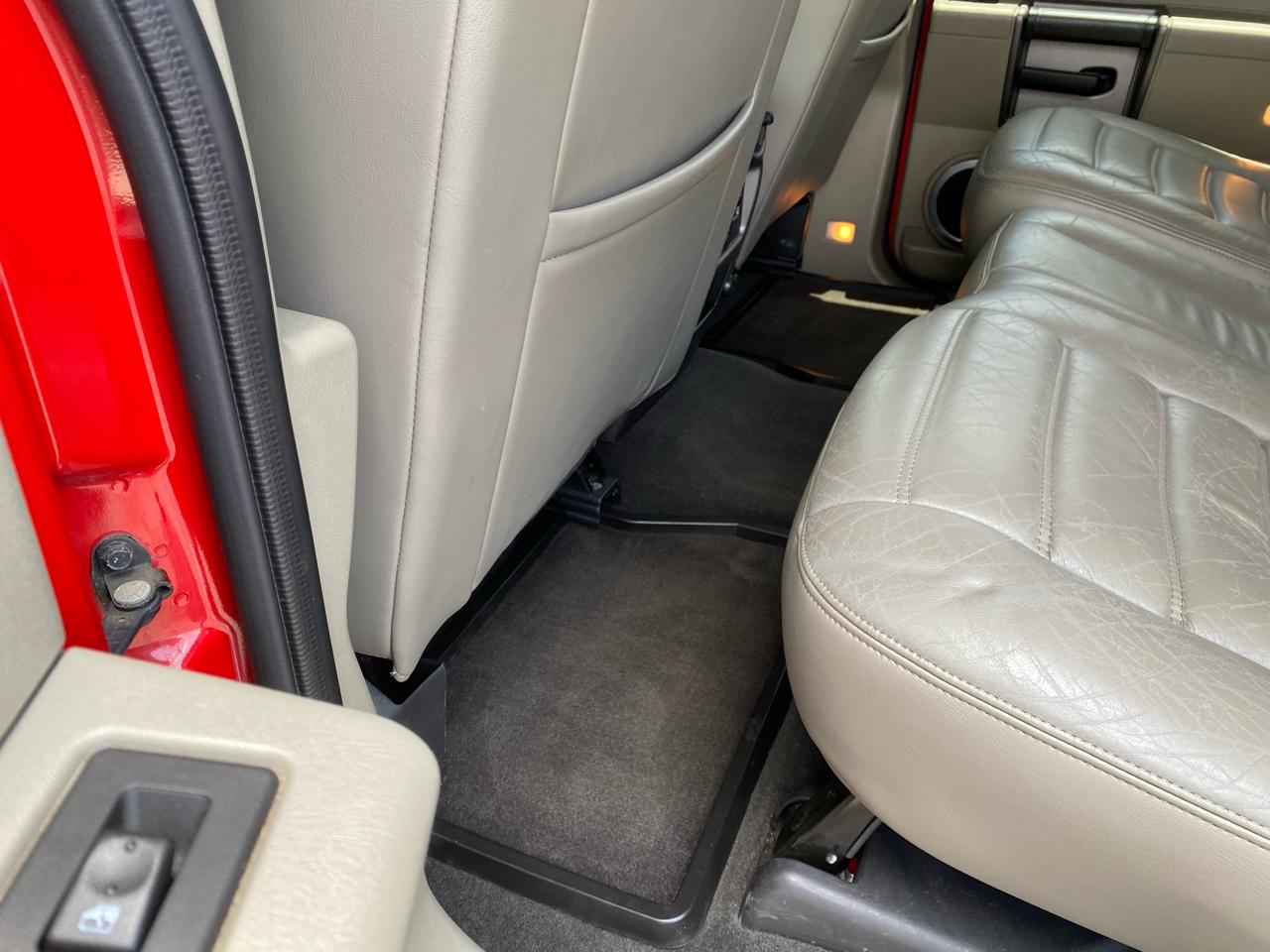 HUMMER H2 Lux Series 2004
