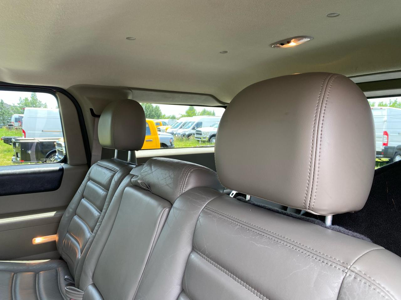 HUMMER H2 Lux Series 2004