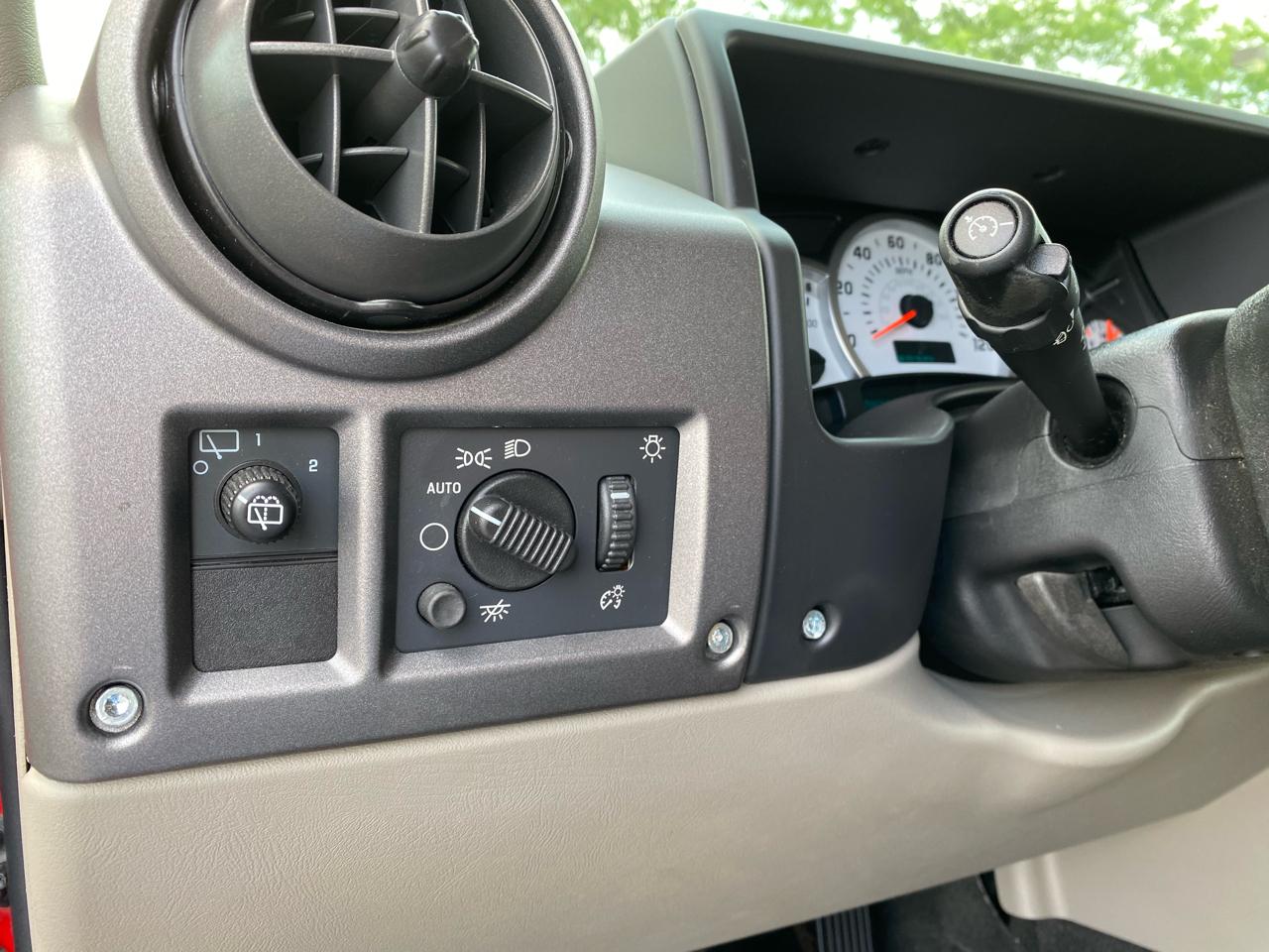HUMMER H2 Lux Series 2004
