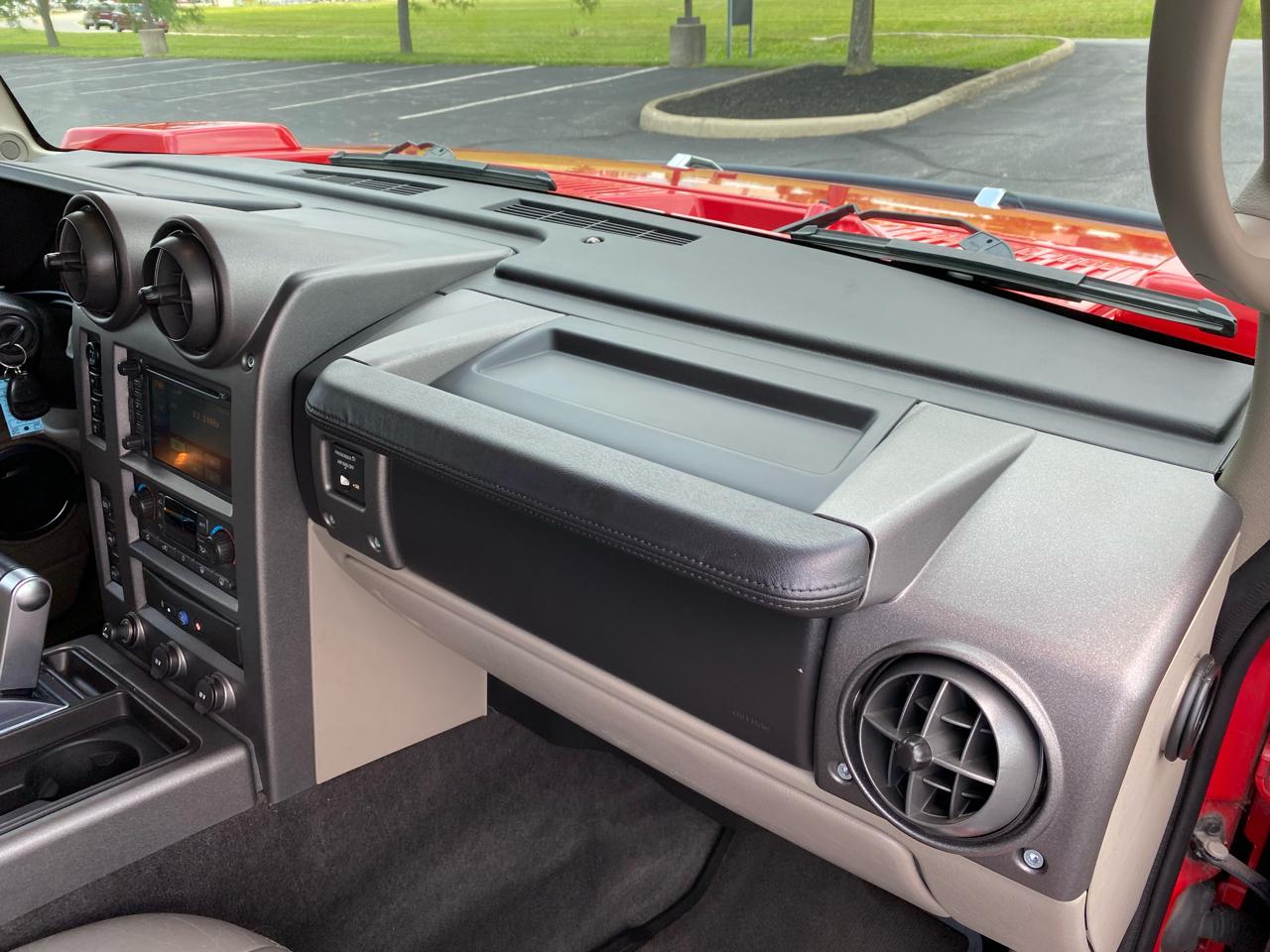 HUMMER H2 Lux Series 2004