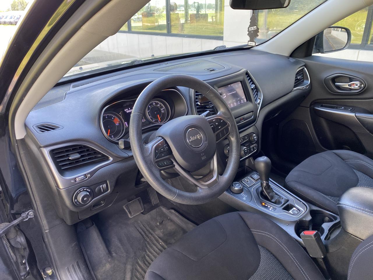 Jeep Cherokee Latitude 4WD 2019