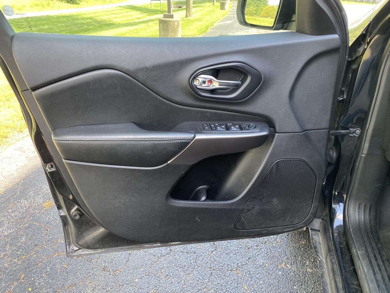 Jeep Cherokee Latitude 4WD 2019