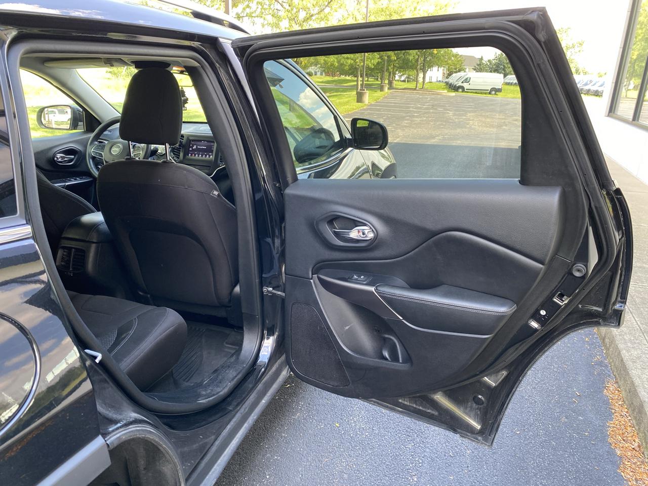 Jeep Cherokee Latitude 4WD 2019