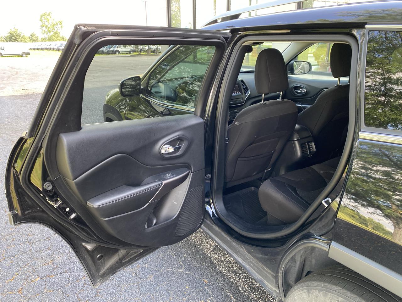 Jeep Cherokee Latitude 4WD 2019