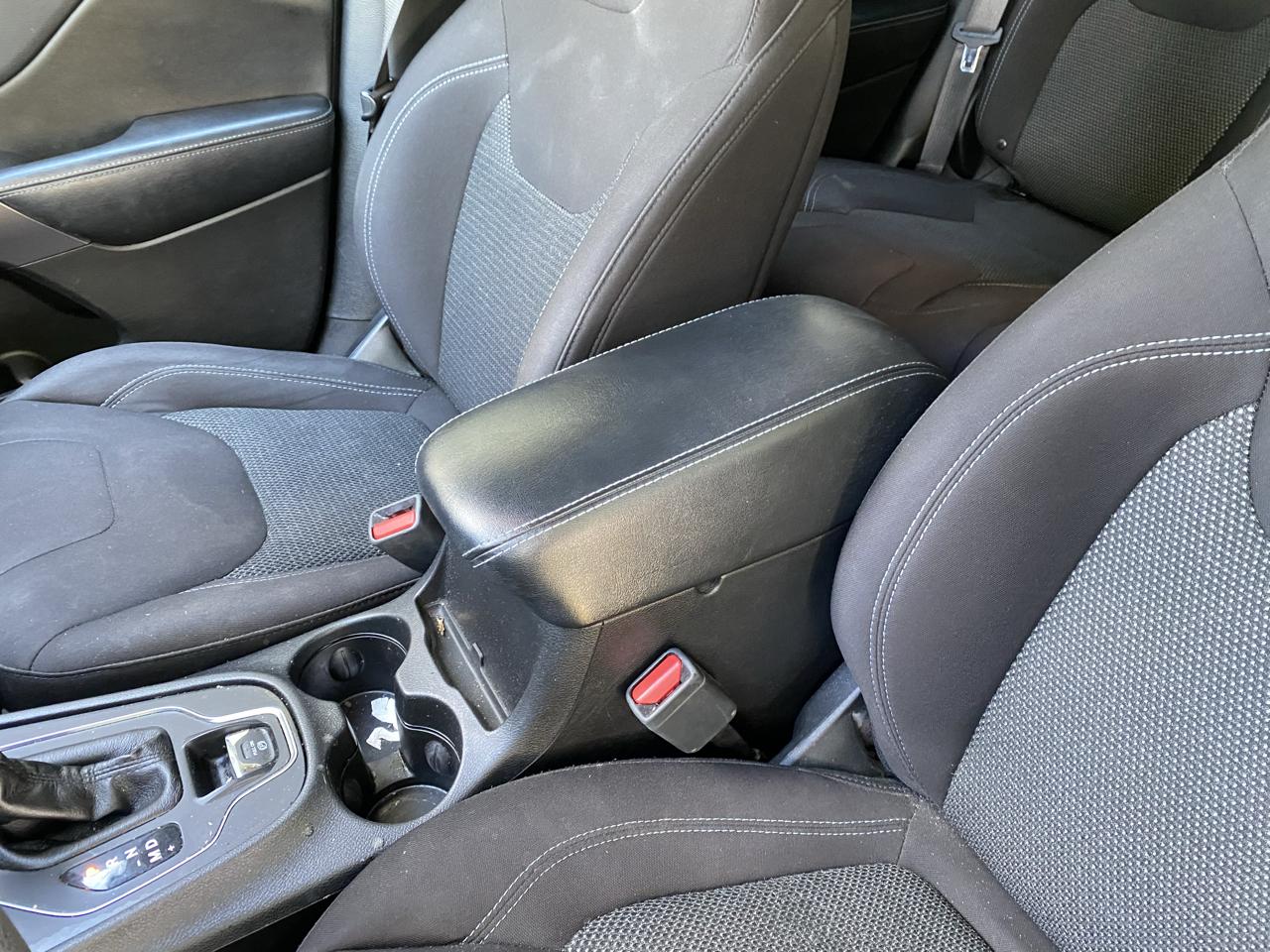 Jeep Cherokee Latitude 4WD 2019