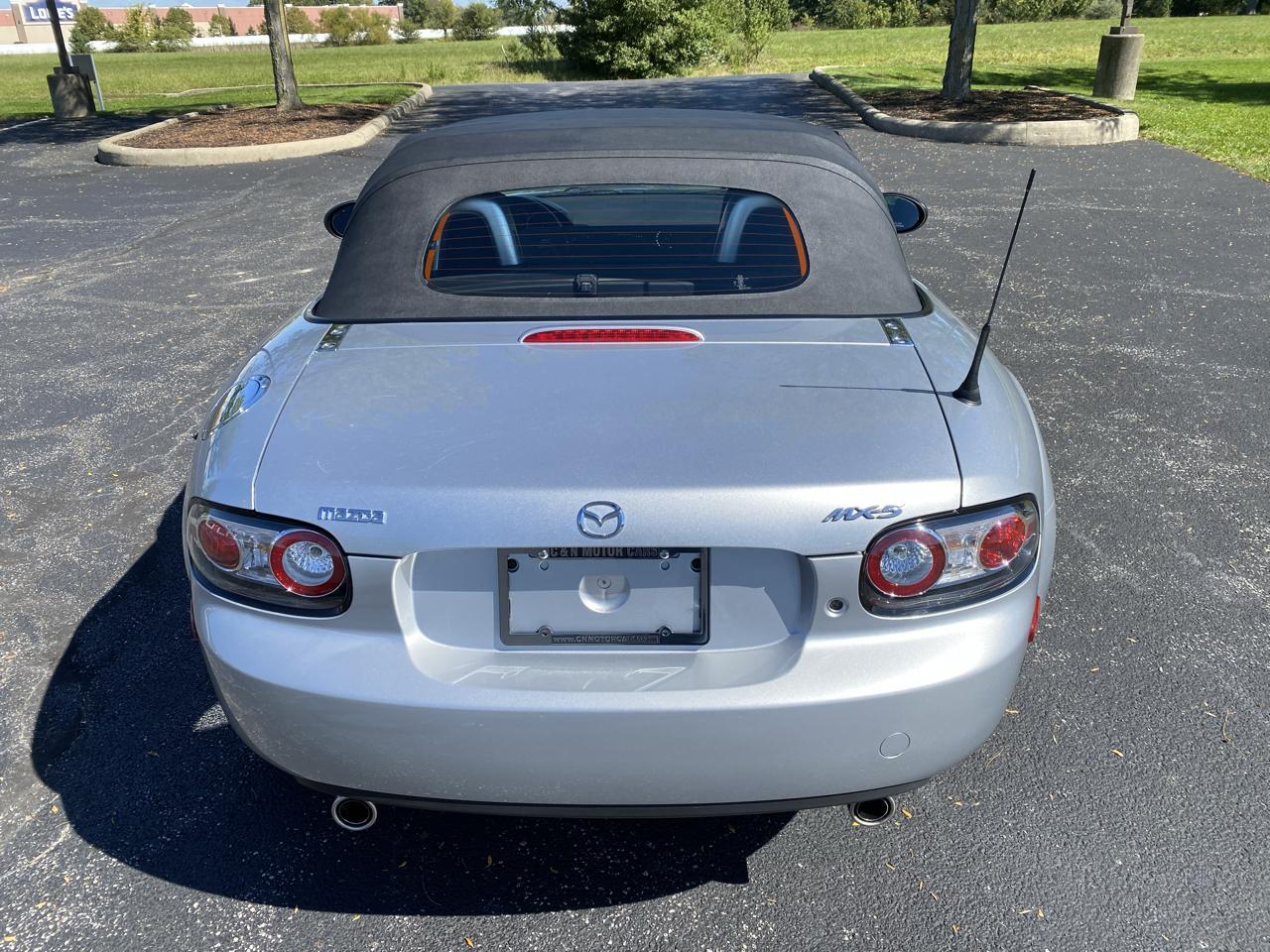 Mazda MX-5 Miata Touring 2006