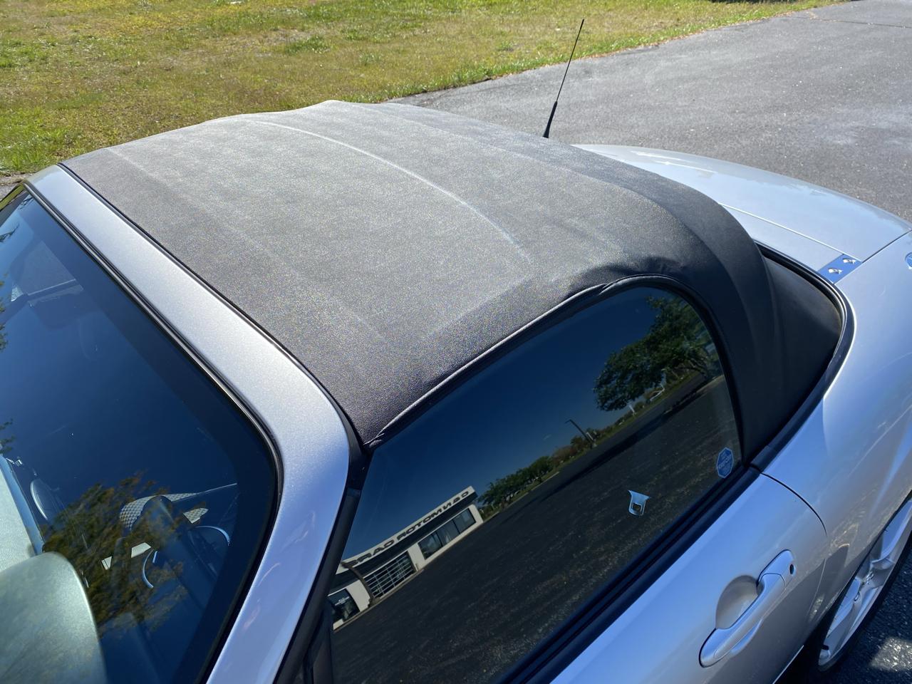 Mazda MX-5 Miata Touring 2006