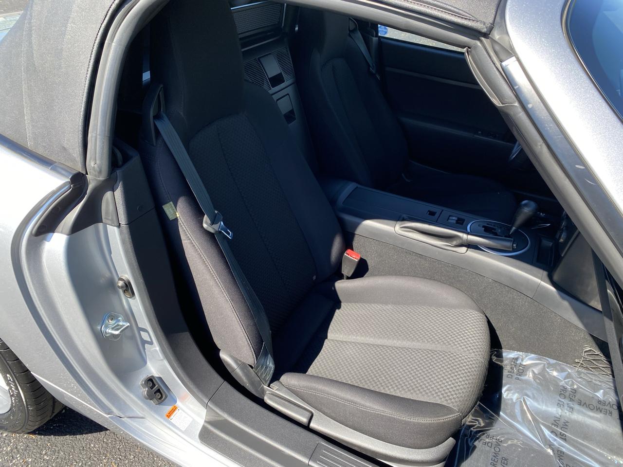 Mazda MX-5 Miata Touring 2006
