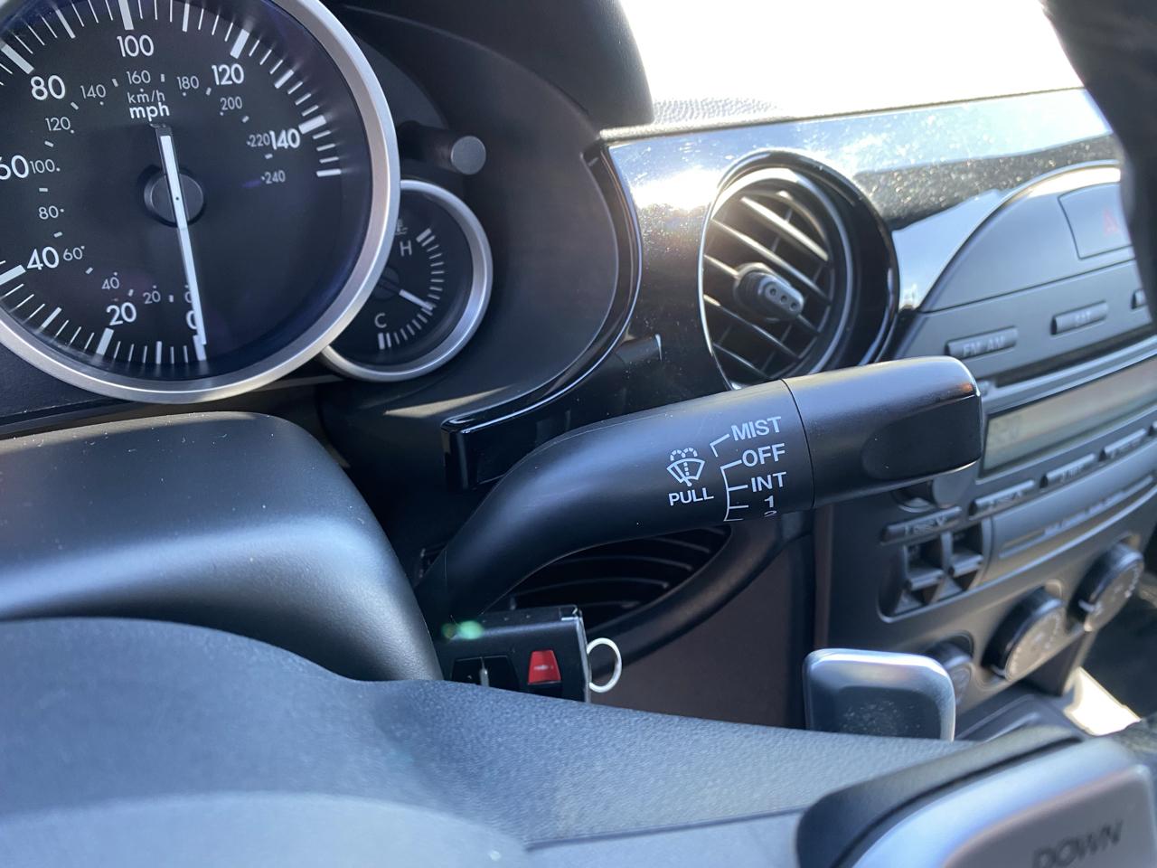 Mazda MX-5 Miata Touring 2006