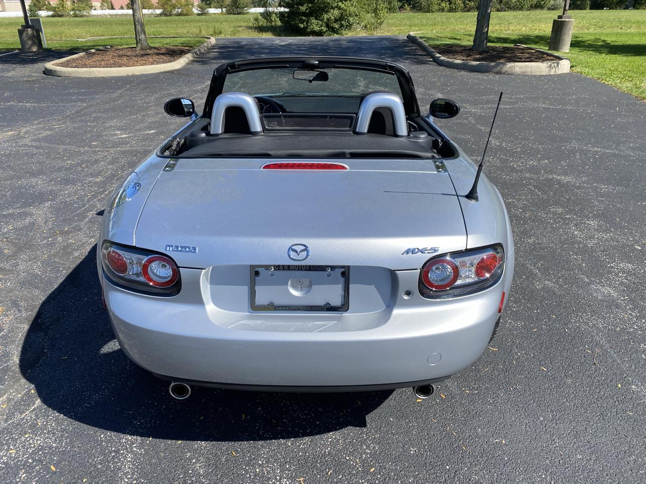 Mazda MX-5 Miata Touring 2006
