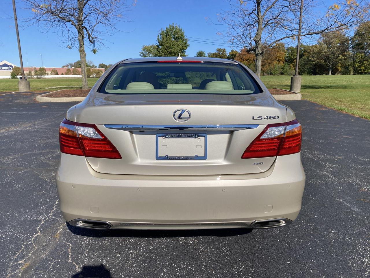 Lexus LS 460 Luxury Sedan AWD 2011