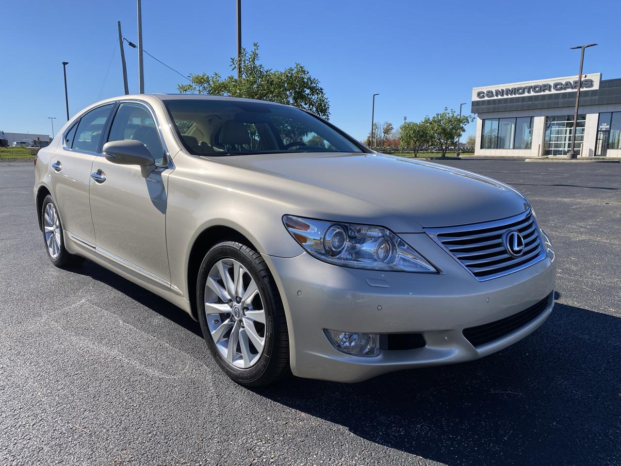 Lexus LS 460 Luxury Sedan AWD 2011