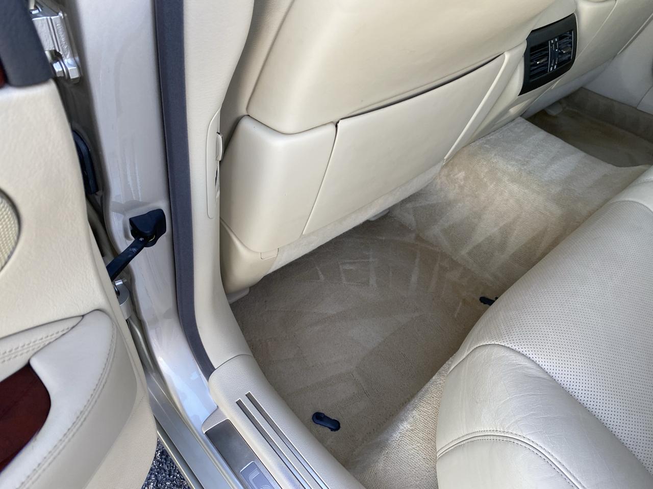 Lexus LS 460 Luxury Sedan AWD 2011