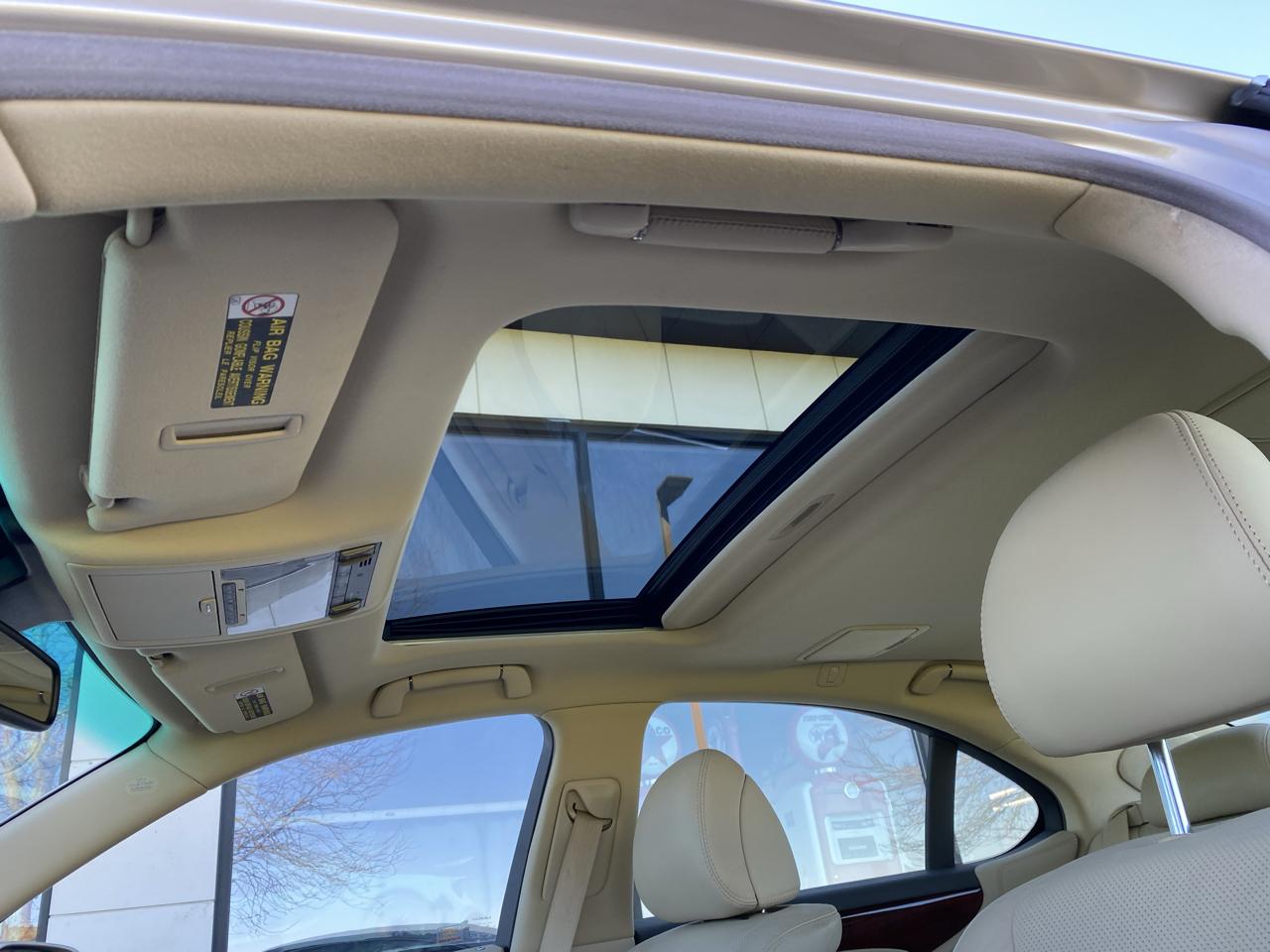 Lexus LS 460 Luxury Sedan AWD 2011