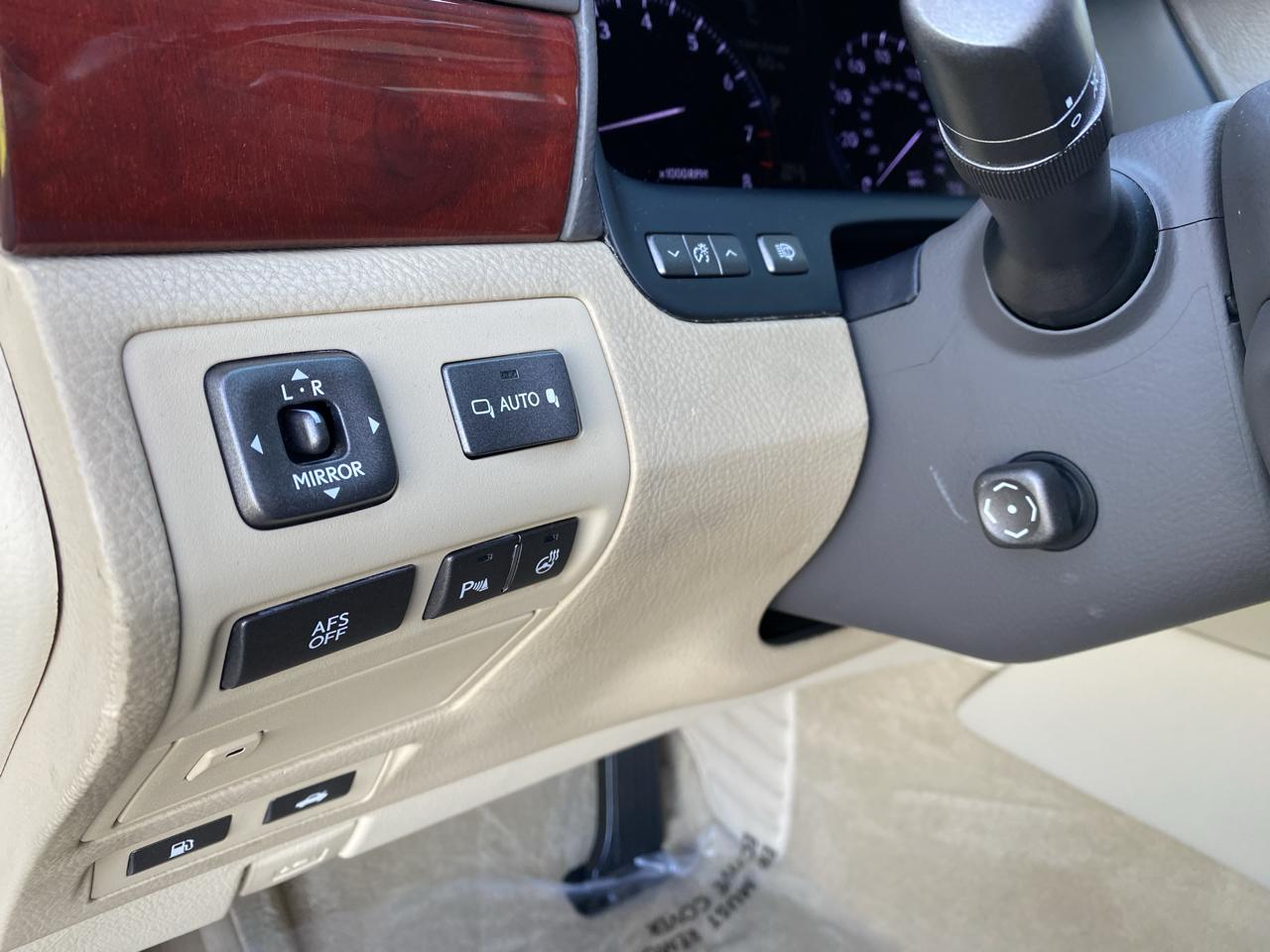 Lexus LS 460 Luxury Sedan AWD 2011