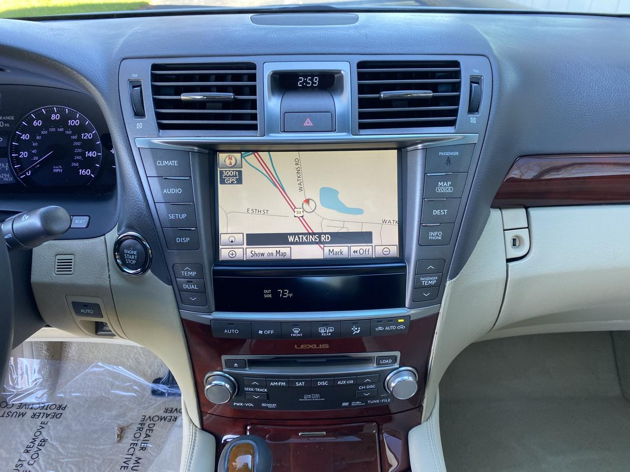 Lexus LS 460 Luxury Sedan AWD 2011